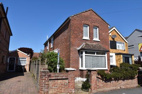 3 bedroom detached house for sale, Grove Road, Hardway