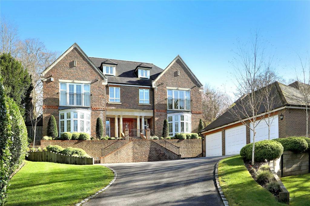 Burgess Wood Road, Beaconsfield, Buckinghamshire, HP9 6 bed detached