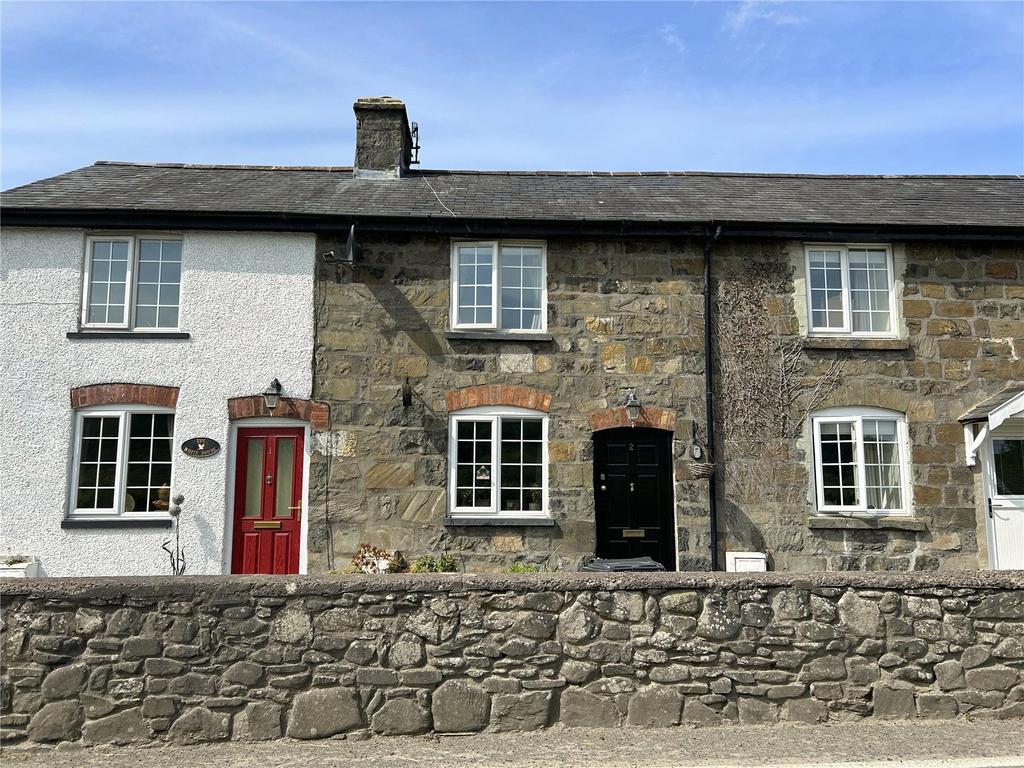 Minffordd, Carno, Caersws, Powys, SY17 2 bed terraced house for sale