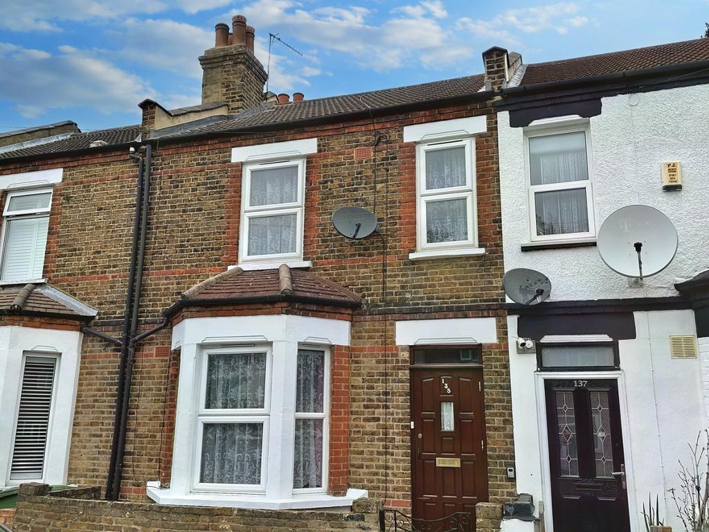 Marmadon Road, Plumstead, London... 2 bed terraced house £375,000