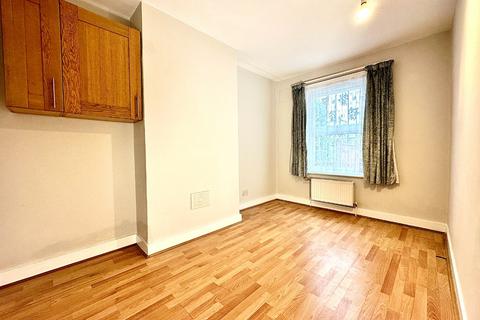 135 Marmadon Road, London, SE18 1EG