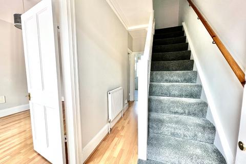 135 Marmadon Road, London, SE18 1EG