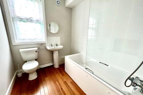 135 Marmadon Road, London, SE18 1EG