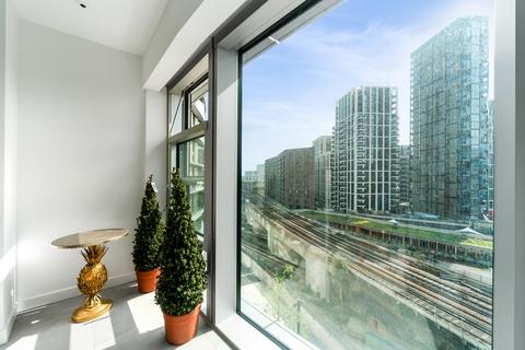 2 bedroom apartment to rent, Beechmore House, Battersea Power Station, London, SW11