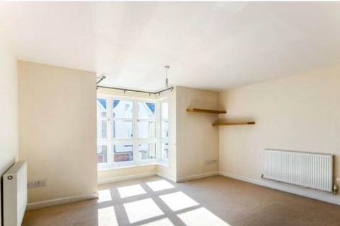 2 bedroom apartment to rent, Frigenti Place, Maidstone, Kent, ME14