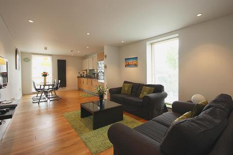 3 bedroom apartment to rent, Bermondsey Square, London, SE1