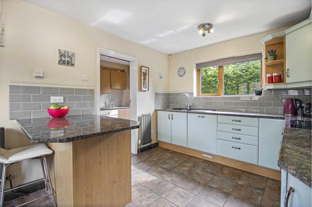 View Farm Barns, Malvern Road, Powick 5 bed detached house for sale £