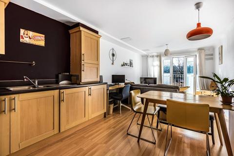 2 bedroom apartment to rent - Windsor,  Berkshire,  SL4