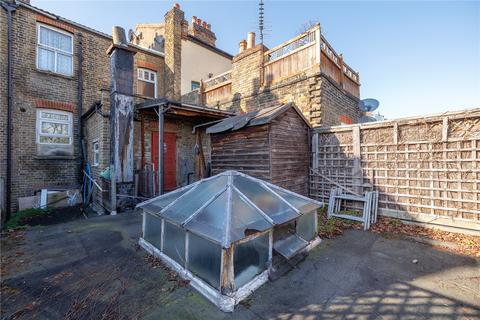 3 bedroom terraced house for sale, Wandsworth Bridge Road, Fulham, London