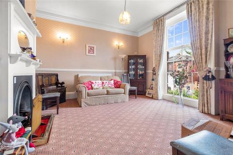 5 bedroom end of terrace house for sale - Park Road, Salford, M6