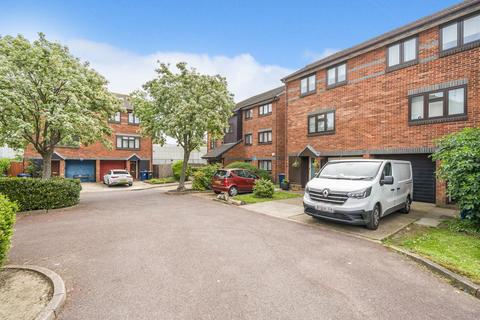 71 Seacole Close, London, W3 6TF