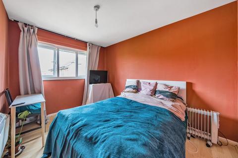 71 Seacole Close, London, W3 6TF