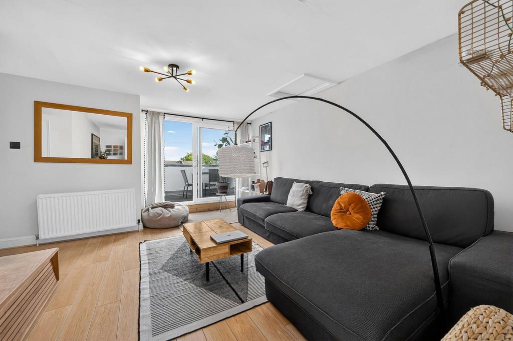 House in London - View 4