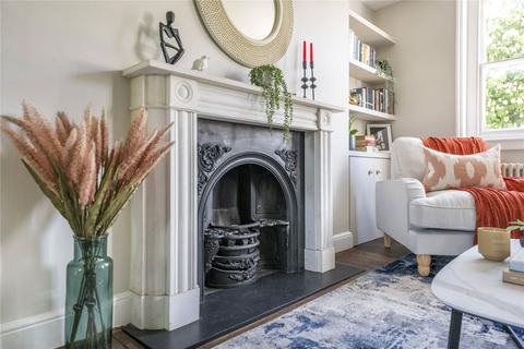 20b Canonbury Square, London, N1 2AL