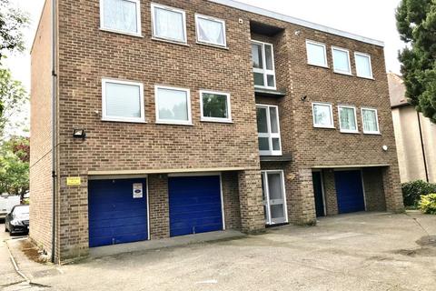 Weald Lane, Harrow Weald, HA3