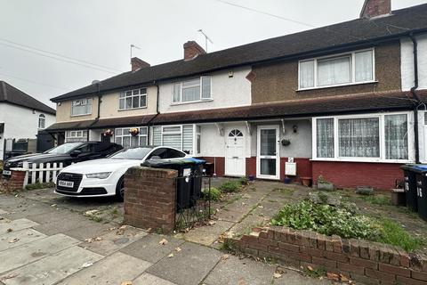 2 bedroom terraced house to rent, Marlborough Road, Edmonton, N9