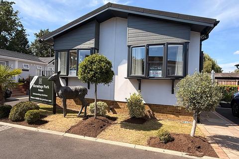 undefined, Two Bed Tingdene Barnwell Hermitage Park, Warfield RG42