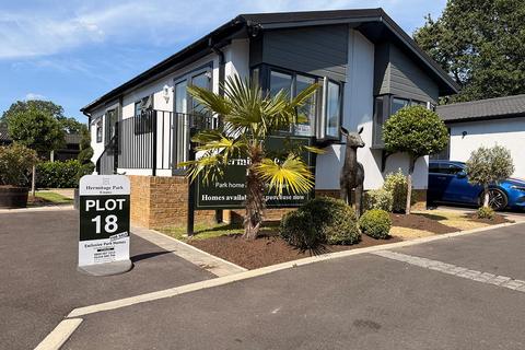 undefined, Two Bed Tingdene Barnwell Hermitage Park, Warfield RG42