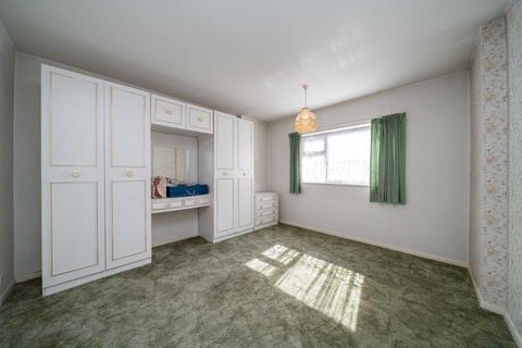 14 Achilles Close, Hemel Hempstead, HP2 5QA