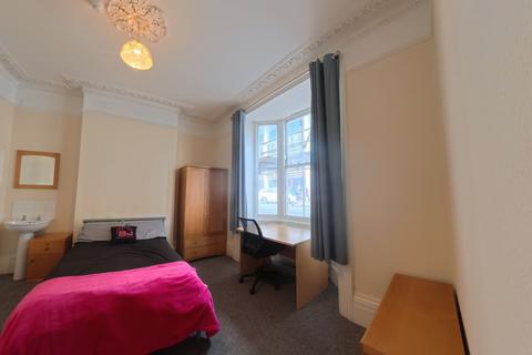 6 bedroom house to rent, Eastern Road, BRIGHTON BN2