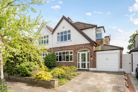 43 Pine Avenue, West Wickham, BR4 0LN