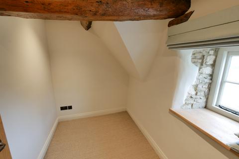 4 bedroom cottage to rent, School Lane, AMPNEY CRUCIS