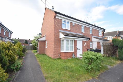 1 bedroom terraced house to rent, Howard Close, Luton, Bedfordshire, LU3 2PG