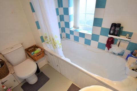 1 bedroom terraced house to rent, Howard Close, Luton, Bedfordshire, LU3 2PG