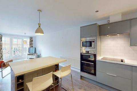 2 bedroom apartment for sale - Carisbrooke Road, West Park, Leeds, West Yorkshire