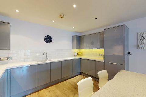 2 bedroom apartment for sale - Carisbrooke Road, West Park, Leeds, West Yorkshire