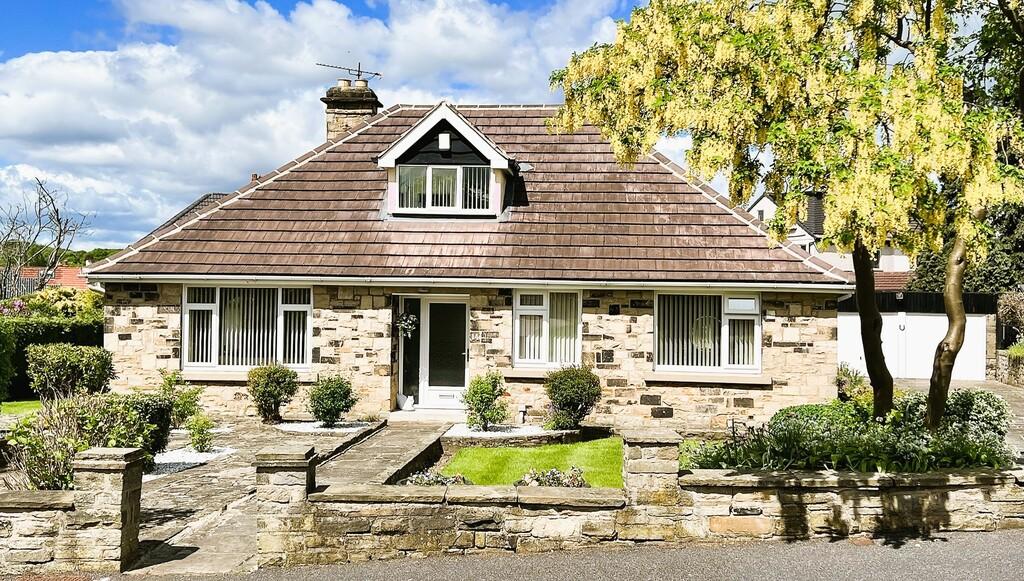 The Grange Road, West Park, Leeds, West Yorkshire 4 bed detached
