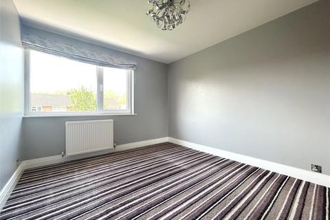 3 bedroom terraced house to rent, Valley Crescent, Wokingham, Berkshire, RG41