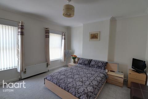 1 Clifton Road, Luton, LU1 1PB