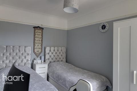1 Clifton Road, Luton, LU1 1PB