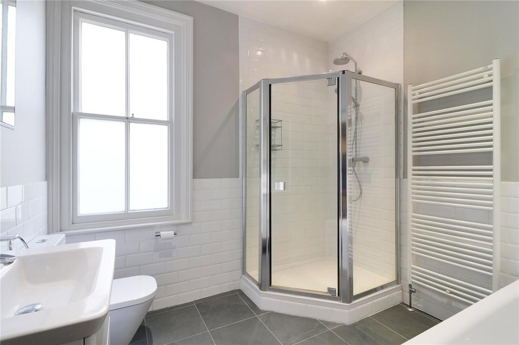 Family Shower Room