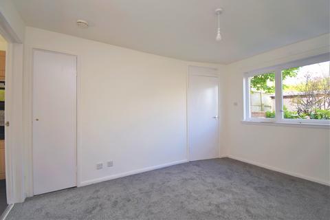34 Cleekim Drive, Edinburgh, EH15 3QP