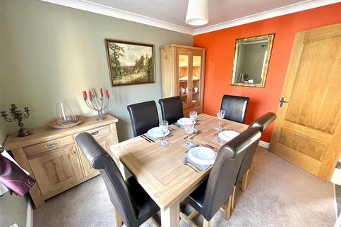 32 Aspen Way, Soham, Ely, CB7 5ZQ