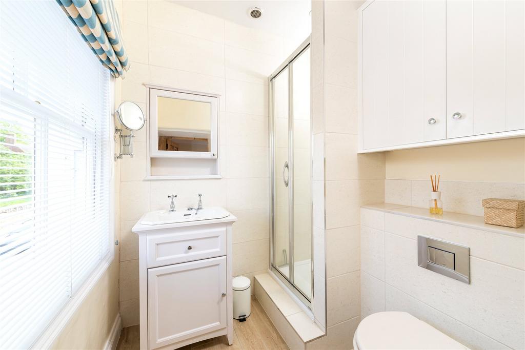 En Suite Shower Room