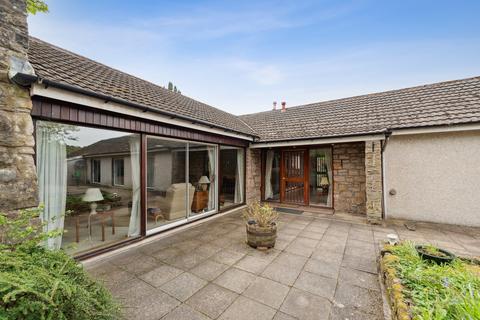 86 Busby Road, Clarkston, Glasgow, G76 9BJ