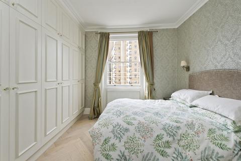 2 bedroom flat for sale, Cornwall Gardens, London, SW7