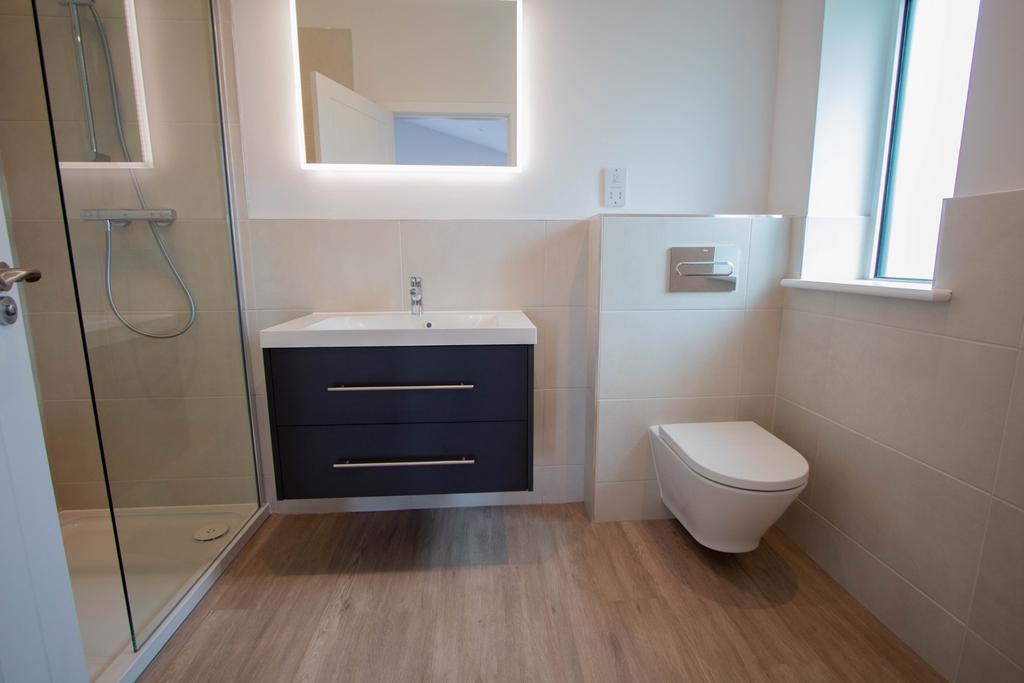 Ensuite shower room