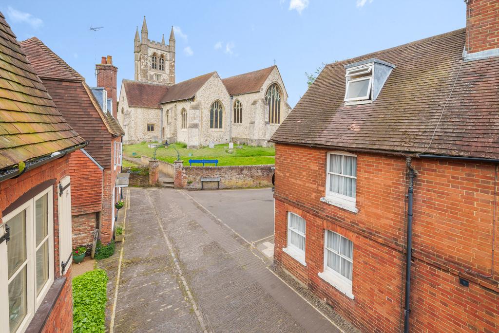 Lower Church Lane, Farnham, GU9 2 bed end of terrace house for sale £