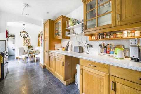 57 Warner Road, London, SE5 9NE
