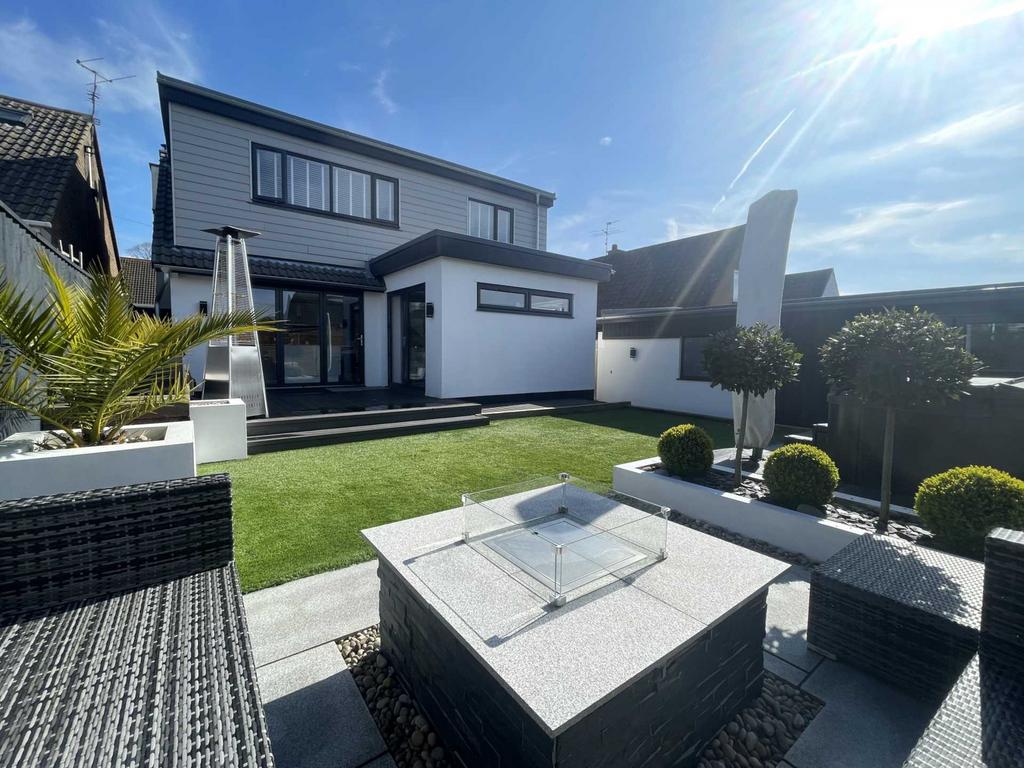 Scott Drive, Exmouth 3 bed detached house for sale £550,000
