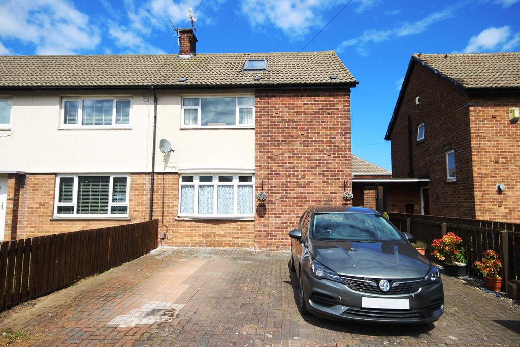Thorntree Drive, West Monkseaton, Whitley Bay, NE25 9NR 3 bed semi