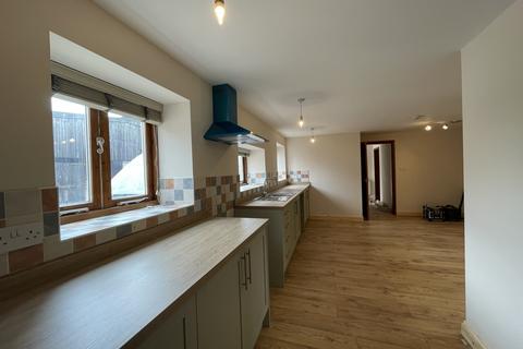 3 bedroom semi-detached house to rent, Highlands Park, Rangemore, Burton-on-Trent