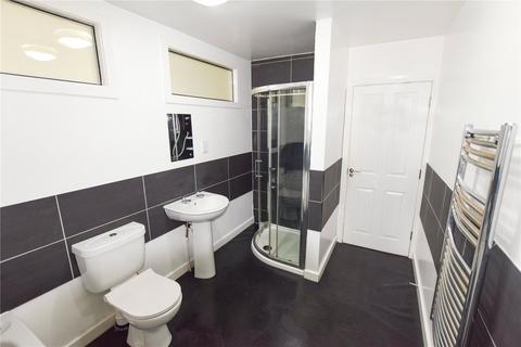 2 bedroom flat to rent, Liverpool Road, Eccles, M30