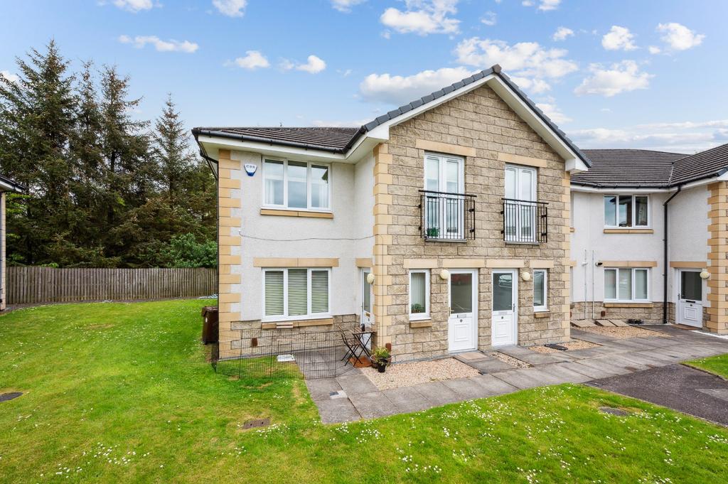 Station Road, Bannockburn, Stirling... 2 bed apartment £129,000