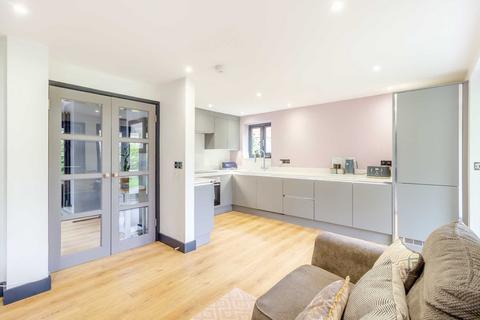7 Duchess Close, Osbaston, Monmouth, NP25 3JL