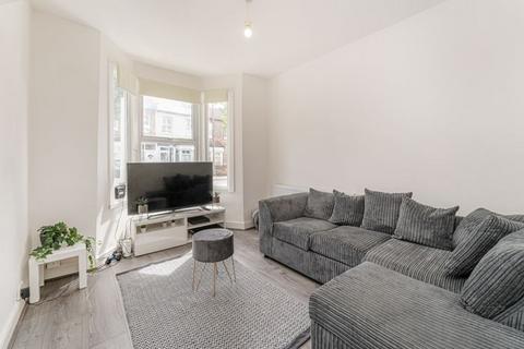 3 bedroom terraced house for sale, Nelson Road, London